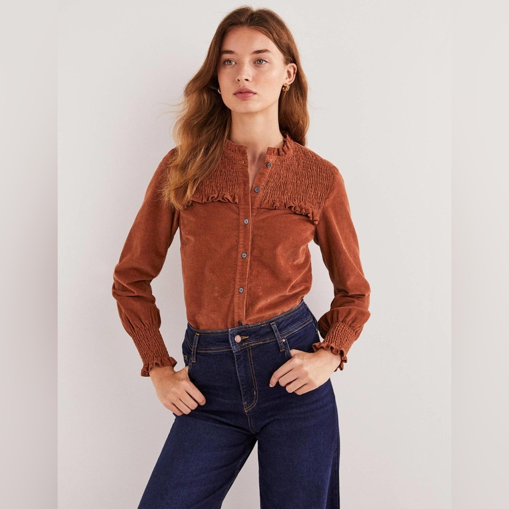 Boden Smocked High Neck Shirt in
Red Oak Corduroy, Size 6